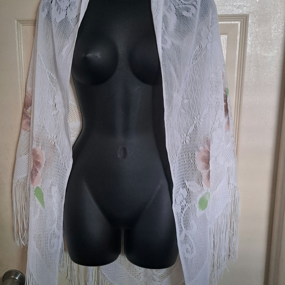 No brand floral wrap/shawl A-10